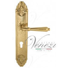 Дверная ручка Venezia на планке PL90 мод. Classic (полир. латунь) под цилиндр