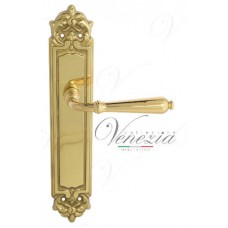 Дверная ручка Venezia на планке PL96 мод. Classic (полир. латунь) проходная